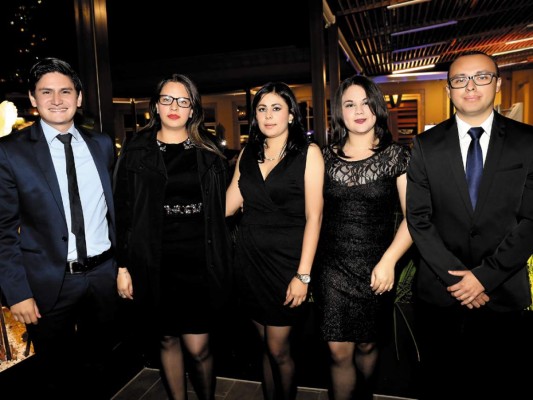 Banrural presento su tarjeta Visa Infinite