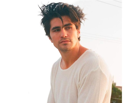 Toddy Smith al ver esta declaración de Zara se ha sumado a la lista confesando que James lo ha acosado hasta el cansancio teniendo la obligación de bloquearlo de sus redes sociales.<br/><br/>