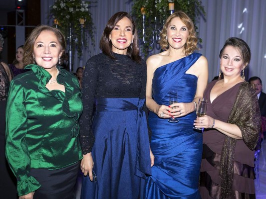 Brindis por los recién casados
