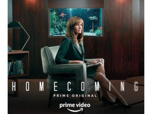 Homecoming <br/>Homecoming es un thriller psicológico sobre un programa secreto del gobierno llamado Homecoming, una instalación que ayuda a los soldados a regresar a la vida civil. <br/>
