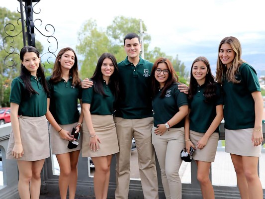 Isabella Castillo, Fabiana Irías, Ana Lucia Ajuria ,Ernesto Sierra ,Andrea Midence Valeria García y Natalia Navarro