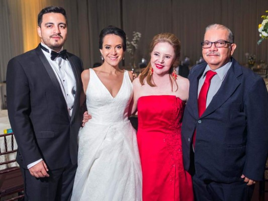 La inolvidable boda de Erick Ramírez y Mónica Santos