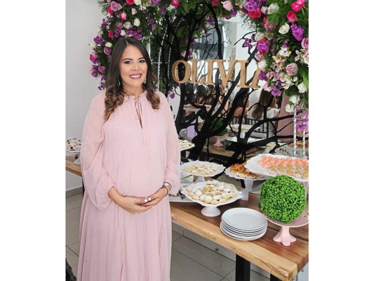 Celebración maternal para María Fernanda Welchez  