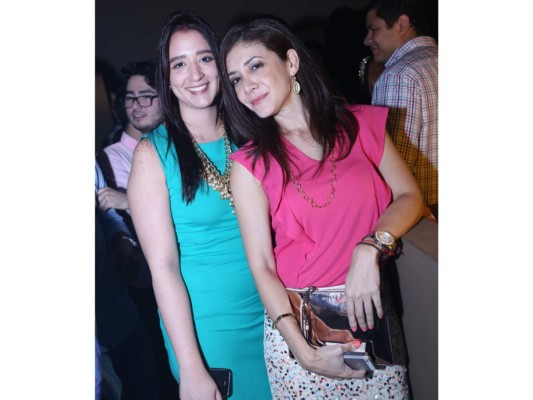 Apertura Up Lounge y Club