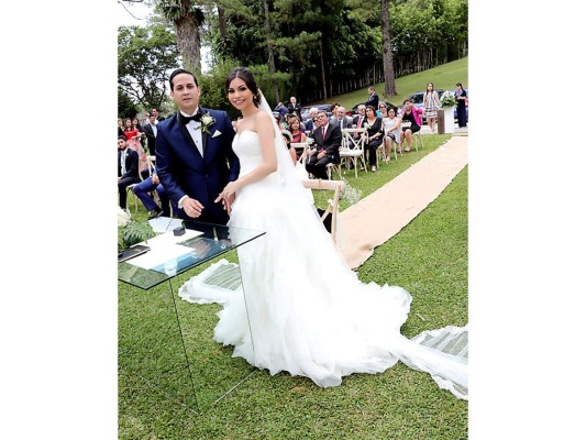 La boda de Kenneth Medina y Silvia Casco