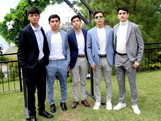 Carlos Ochoa, Jhostin Méndez, David Maldonado, Enrique Martínez y Andres Rico