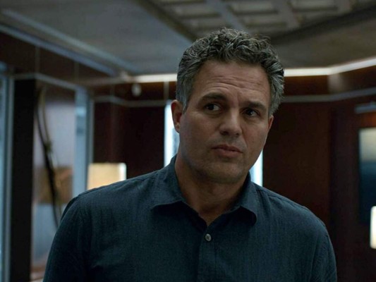 Mark Ruffalo, El actor, conocido por interpretar a Hulk en las famosas películas de Marvel, sufrió un tumor cerebral hace unos años.