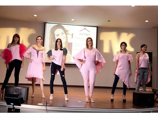 Unitec presentó el desfile de modas 'El Diseño en Todo'  