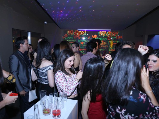 Apertura Up Lounge y Club