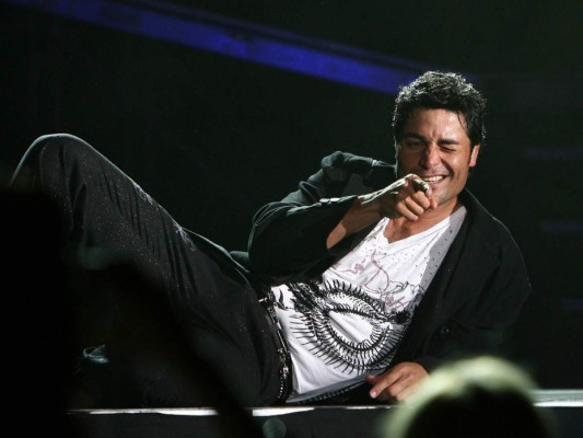 Las fotos más sexy's de Chayanne