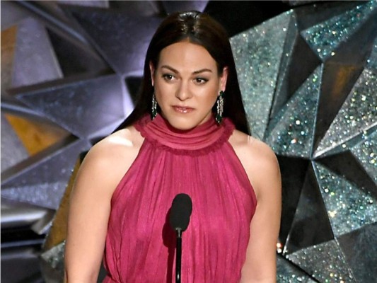 Daniela Vega: es una actriz chilena transgénero que interpretó magistralmente a Marina en la película 'Una mujer fantástica'. Desde entonces Marina se ha destacado por ser una portavoz de la inclusión en el mundo cinematográfico internacional. 2018 se convirtió en la primera transgero en presentar un garlon en los premios Oscars.