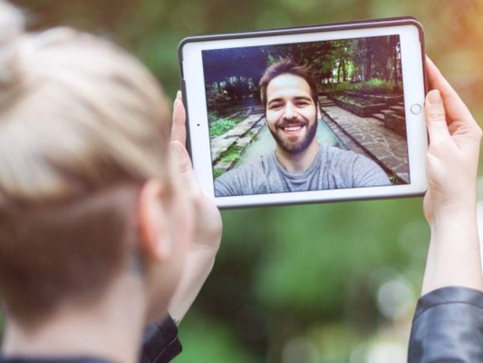 ¿Cómo hacer funcionar una relación a distancia?