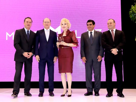 Aalberto, Ricardo, Lila Milla, Rafael Menéndez y Carlos Alvarado