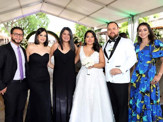 La boda de Javier García y Mónica Vásquez