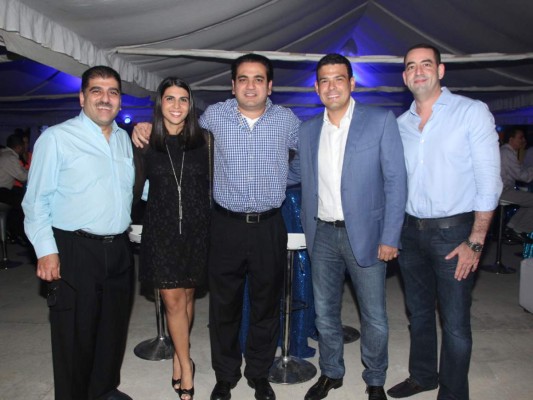 Acosa inaugura megatienda en San Pedro Sula  