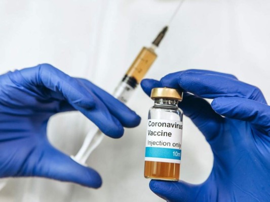 Dos proyectos de vacunas contra la covid-19 'producen respuesta inmunitaria'