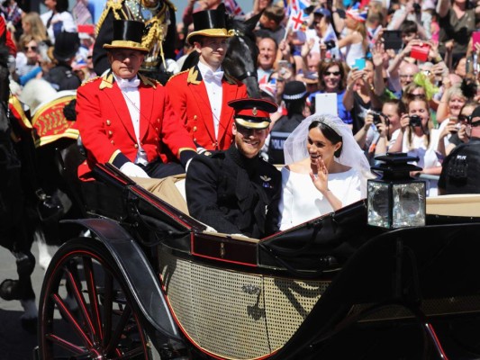 El Príncipe Harry & Meghan Markle en su paseo nupcial.