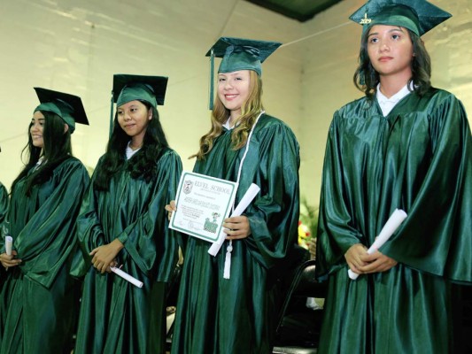 Graduación de los Seniors 2019 de Elvel School