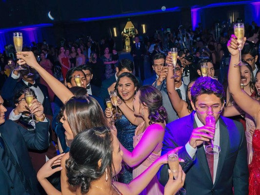Así celebró la Clase 2019 de Santa María del Valle  