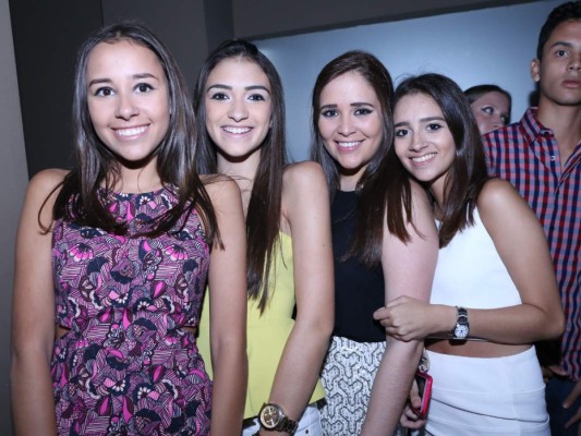 Apertura Up Lounge y Club