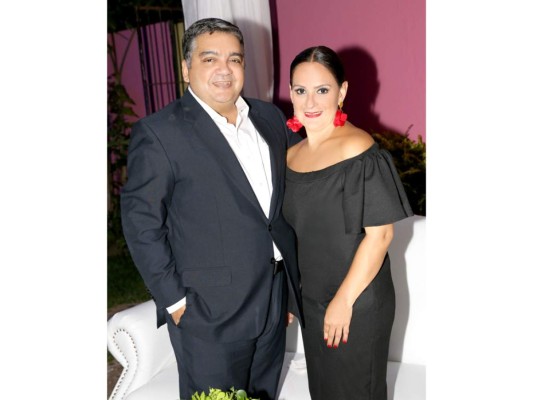 Fiesta en honor de Eugenio Torres-Morales