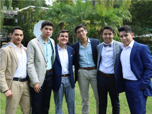 Los Seniors 2020 de la Dowal School disfrutaron de su esperado desayuno