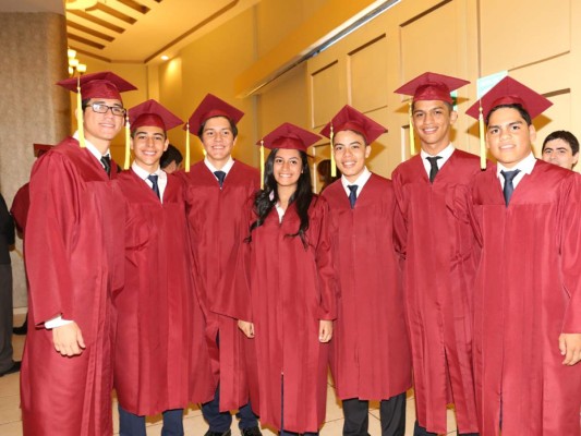 Graduación de CEAD Christian School