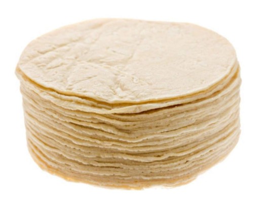Tortillas de maíz<br/>Su alto aporte en calcio es un gran aliado para mejorar y fortalecer la salud ósea en todos los niveles. Su consumo se relaciona con beneficios para fortalecer huesos y dientes, son ideales para combatir la osteoporosis.<br/>