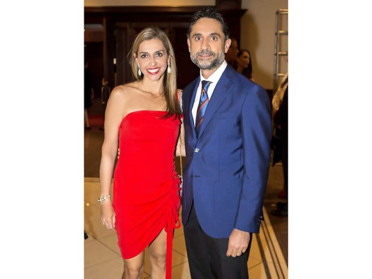 Elegante velada para celebrar la Fiesta Nacional de España  