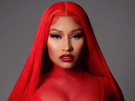 Avril Lavigne y Nicky Minaj<br/>Música épica para el mundo, Avril Lavigne y Nicki Minaj que inesperado dueto , el nombre del tema es ''Dumb Blonde'' si no lo has escuchado, ve y cuéntanos que tal esta este sencillo.<br/>