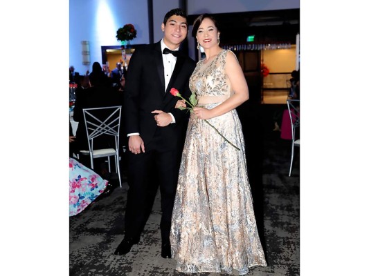 Prom Night de la Escuela Americana 2019 