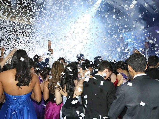 Fiesta de graduación del Centro Escolar Antares y Aldebarán