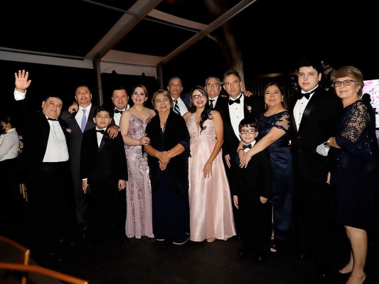 La boda de Mónica Guillen y Gabriel Balladares