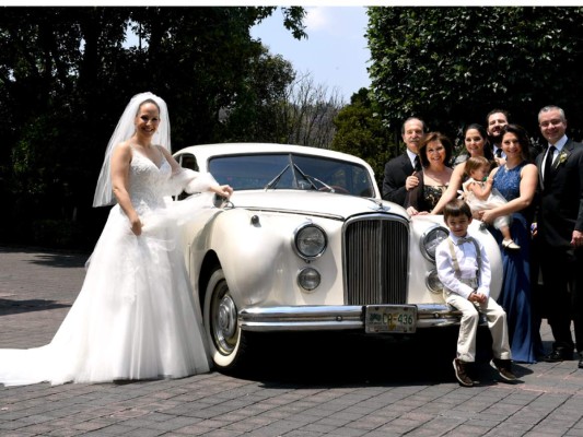 La boda de Francisco Bueso y Karina Schwartzman