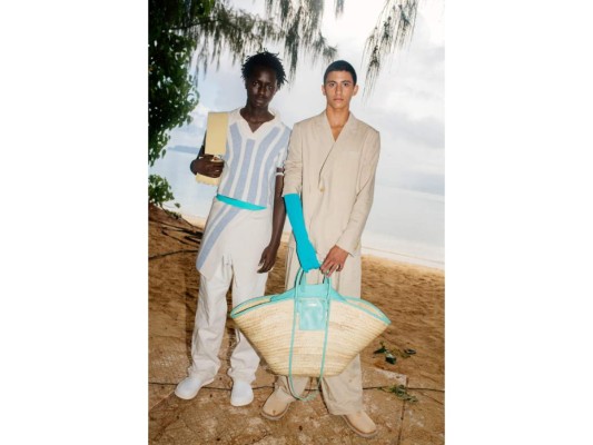 Jacquemus presenta su colección primavera/verano 2022  