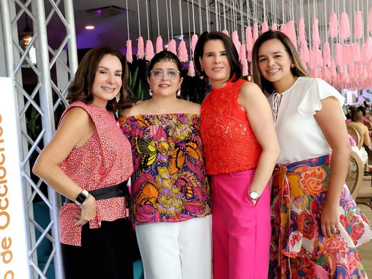 Así se vivió Roses and Rosé Brunch for a Cause by Estilo