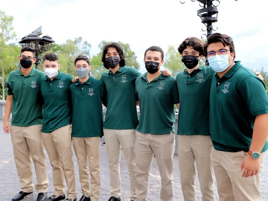Gianpaul Quintanilla, Yahir Burgos , Samuel Reyes, Julian Taixes, Rene Amador, César Meza y Jose Leonardo Ramirez