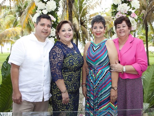 Konan Morales y Rossie Umaña se casan  