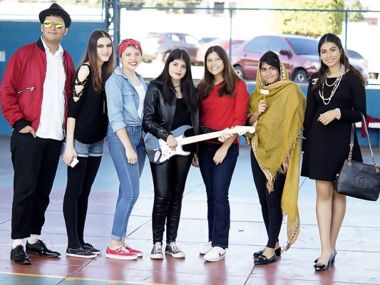 David Oyuela, Paola Caminals, Andrea Martínez, Ana Salgado, Ana Lizano, María Fernanda Colindres e Isabella Rivas