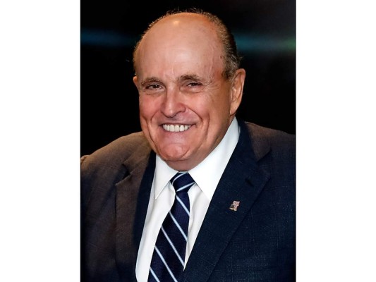 Rudy Giuliani. El reconocido alcalde de la ciudad de Nueva York de 1994 a 2001 fue diagnosticado con cáncer de próstata mediante un examen de detección de PSA de rutina durante su penúltimo año en el cargo. Los tratamientos agresivos tuvieron éxito y el abogado, asesor en ciberseguridad y político estadounidense, sigue activo actualmente.