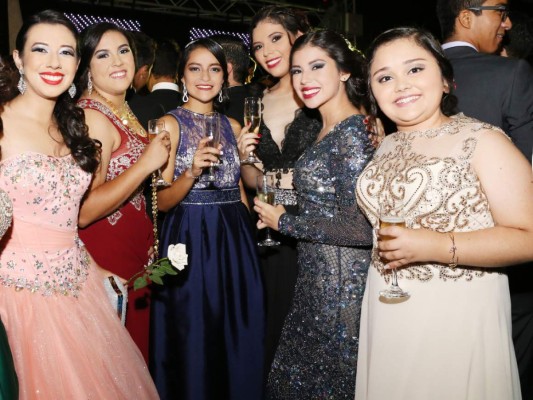 Prom de la DelCampo International School