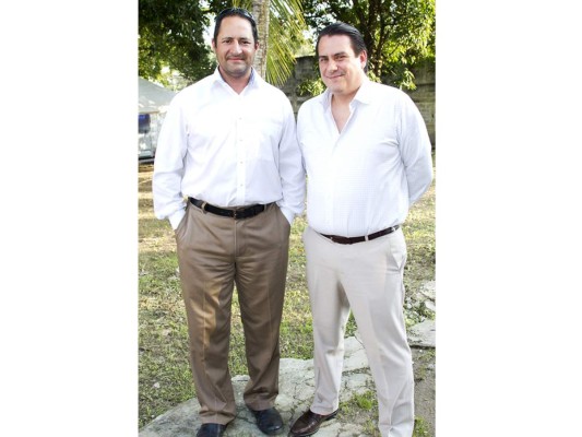 José Castillo y Marco Crespo.