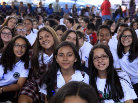 Concierto anti bullying en Macris School