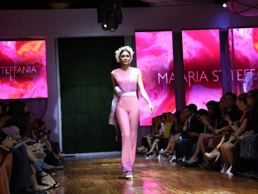 María Steffania conquista con su girly chic side en #BACCredomaticEstiloModa