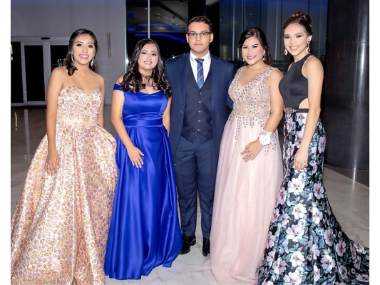 La noche de los Academy Awards de la Freedom High School  