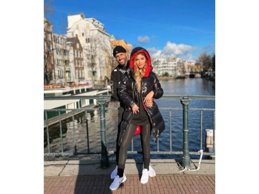 Nicky Jam y Aleska Génesis. La novia del cantante de música urbana no dudó en compartir una fotografía de ellos dos celebrando Thanksgiving en su viaje por Ámsterdam a la que agregó: “Feliz día de Acción de Gracias para todos”. ¿Tú por qué agradeces?
