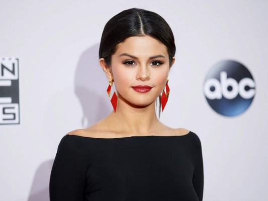 Selena Gomez: 'Estoy emocionada por mostrarles el siguiente capítulo'