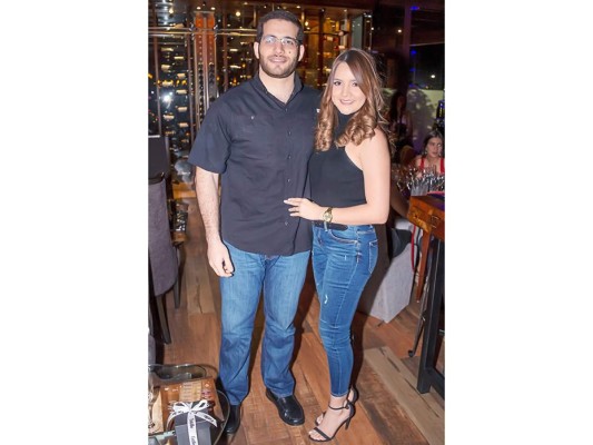 Un éxito el Wine Up del Club Arabe y Estilo