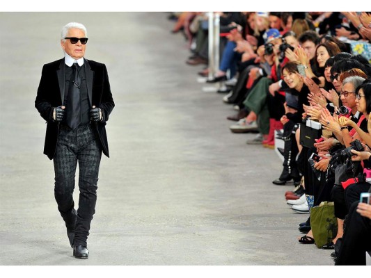 La muerte de Karl Lagerfeld marca el comienzo de una leyenda de la moda global. Su pérdida fue lamentada también por los diseñadores hondureños que admiran su trayectoria y su genio creativo