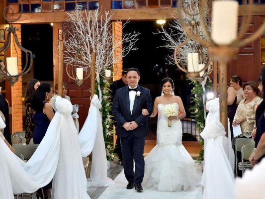 La boda religiosa de Erick Anchecta y Ana Gabriela Mayes